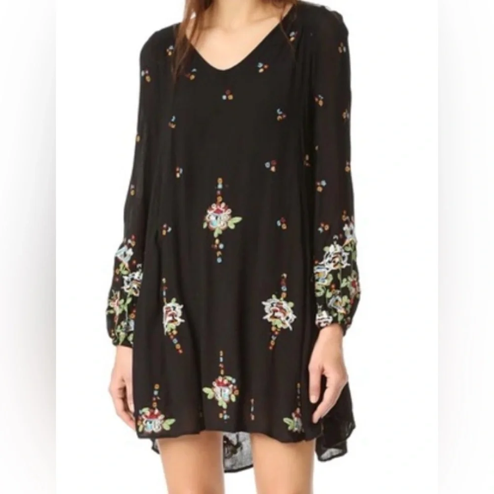 Free People Oxford embroidered boho swing dress - Picture 3 of 6